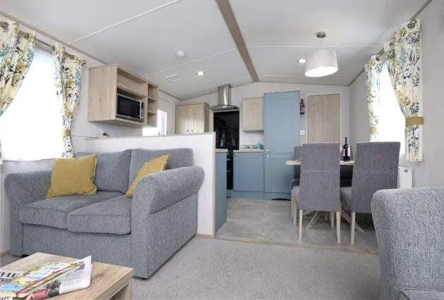 Woodhill Park gallery 3