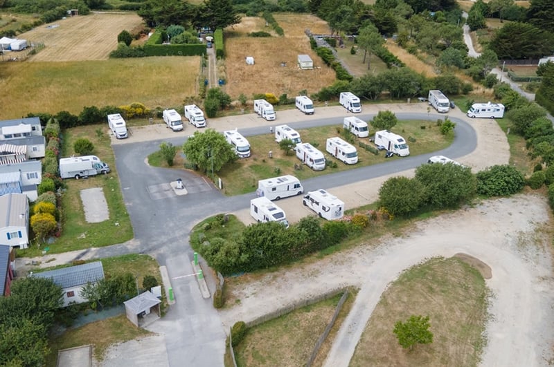 Camping Eden Villages La Pointe Saint Gildas gallery 1