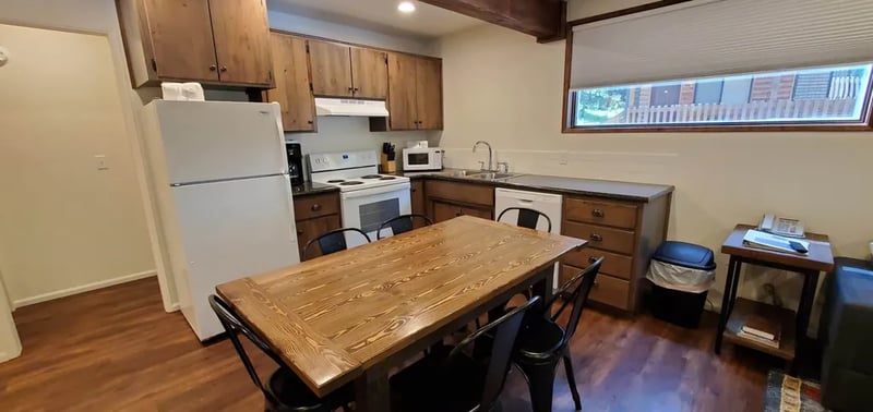 Park at the River Deluxe RV Park gallery 2