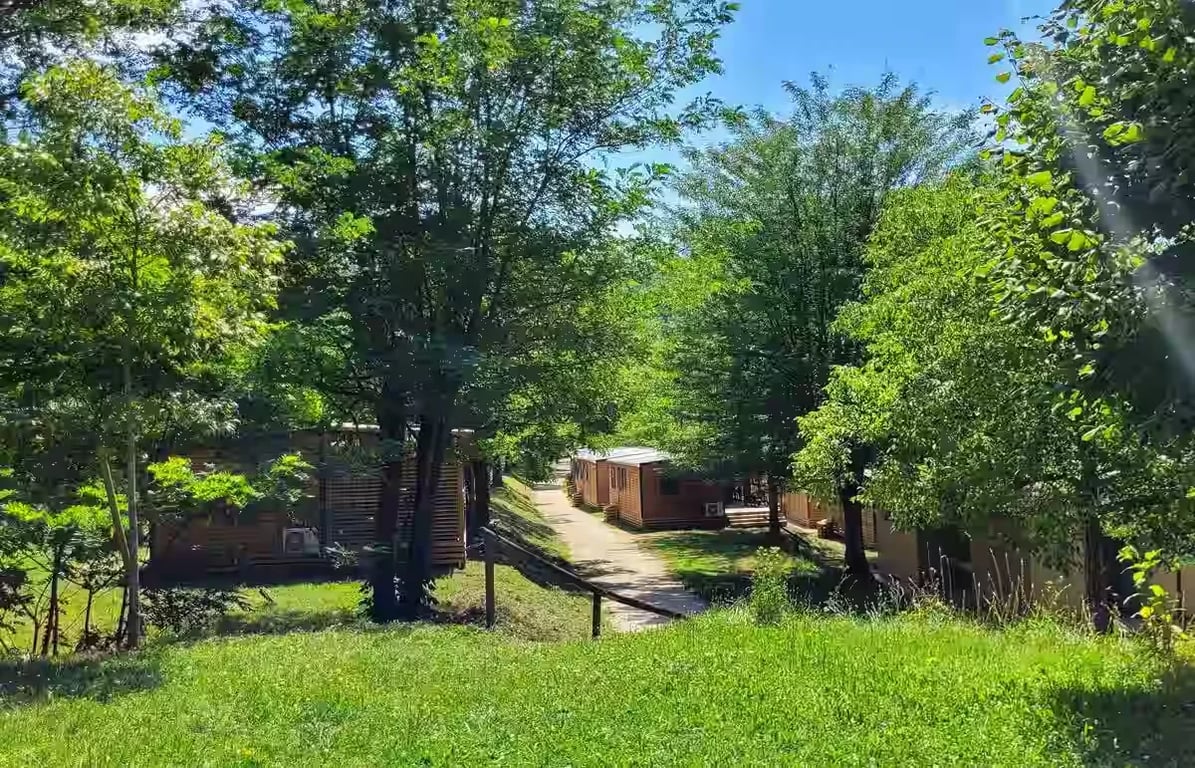 Flower Camping Mas de Champel gallery 1