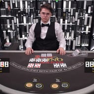 2-hand-casino-holdem