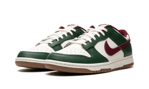 Dunk-Low-Retro-Gorge-Green-Team-Red