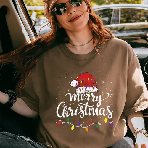 Merry Christmas Lights Red Santa Hat T-Shirt Holiday Gift for Family Men and Women