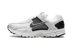 Zoom-Vomero-5-White-Black