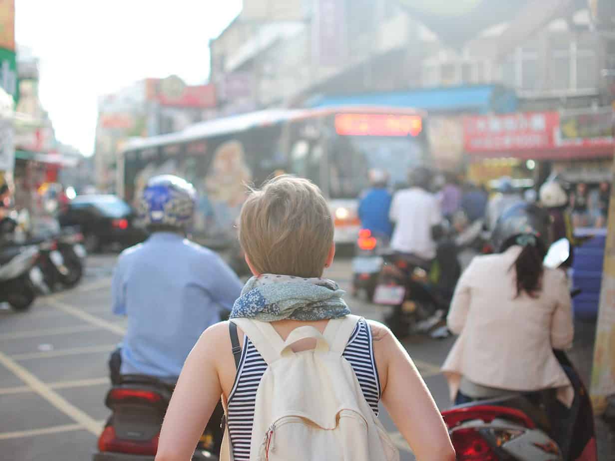 Featured image for “Frequent Business Travelers Extend Stays – Create ‘Bleisure’ Travel Trend”