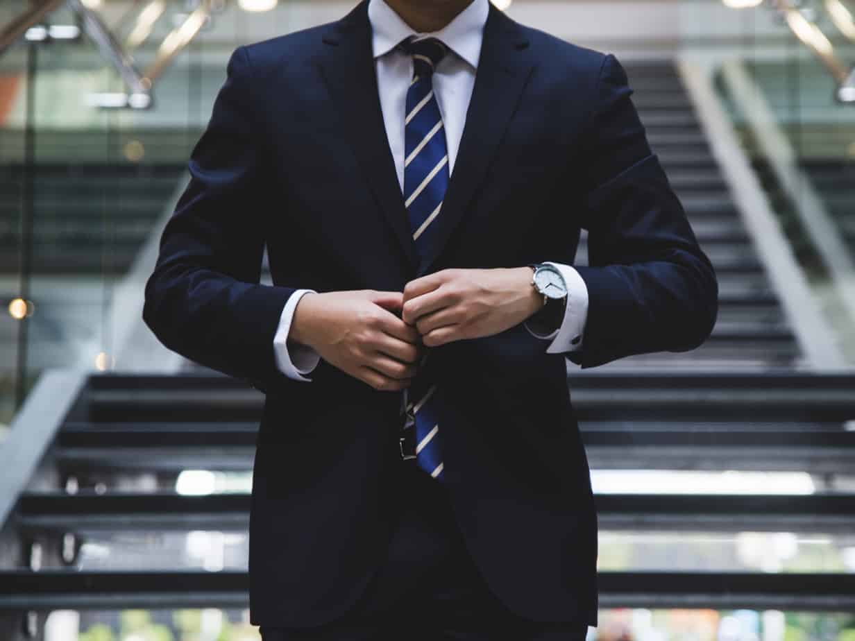 Featured image for “5 Steps to an Elevator Speech for Sales Representatives”
