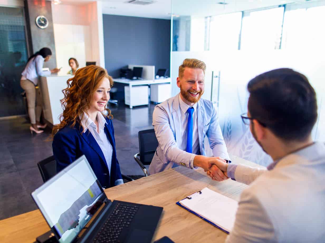 Featured image for “New Sales Job? No Problem! Here's What To Do To be Confident”