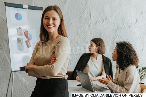 differencesbetweensalesmanagersandsalesrepresentatives