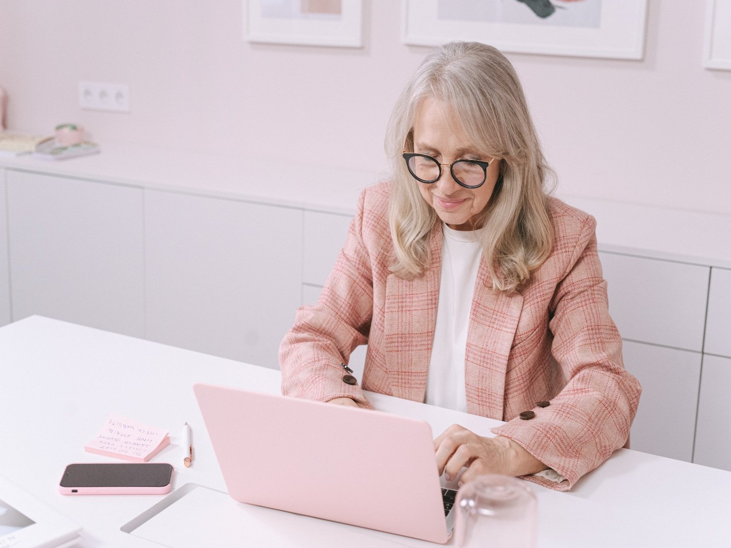 Featured image for “Back to In-​Person Networking? Don't Forget the Follow-​Up&nbsp;Email!”