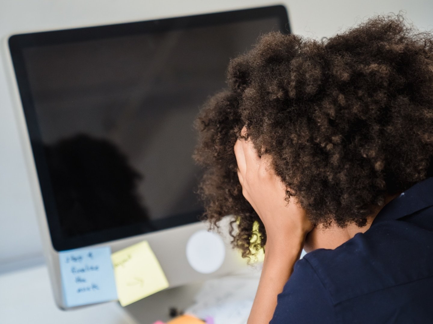 Featured image for &ldquo;3 Hidden Sources of Sales Pressure and How Sellers Can Eliminate Them&rdquo;