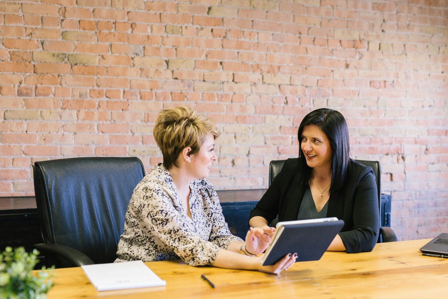 Featured image for “Rapport-​Building Tips for Sales Reps”