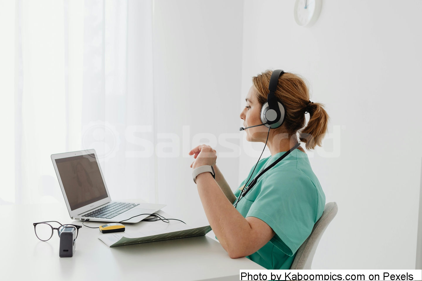 Featured image for “Curious How to Make A Sale with Cold Calls?”