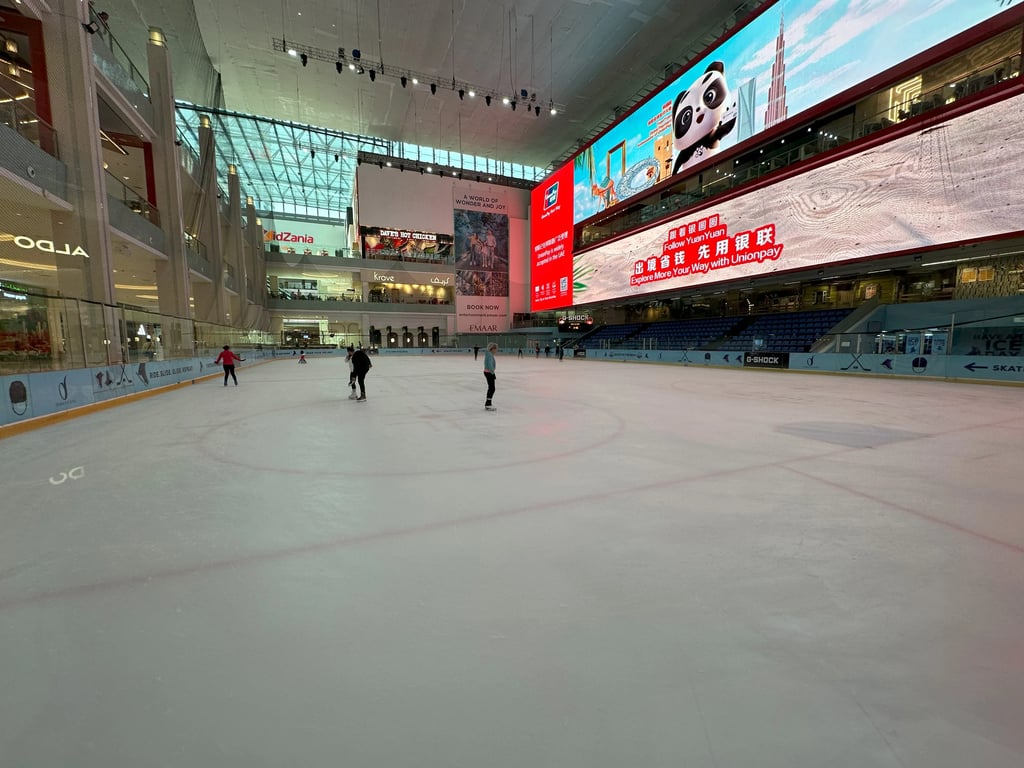 Pista de Hielo de Dubái - Image 2