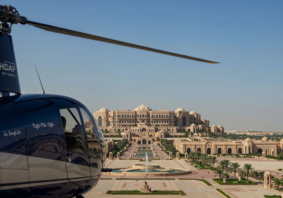 Abu Dhabi Helicopter Tour - Image 4
