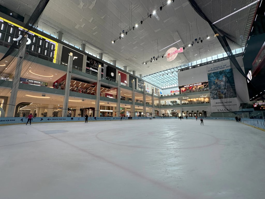 Pista de Hielo de Dubái - Image 3