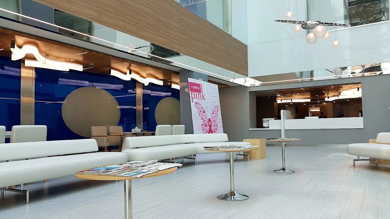 Emirates Hospital Jumeirah - Image 3