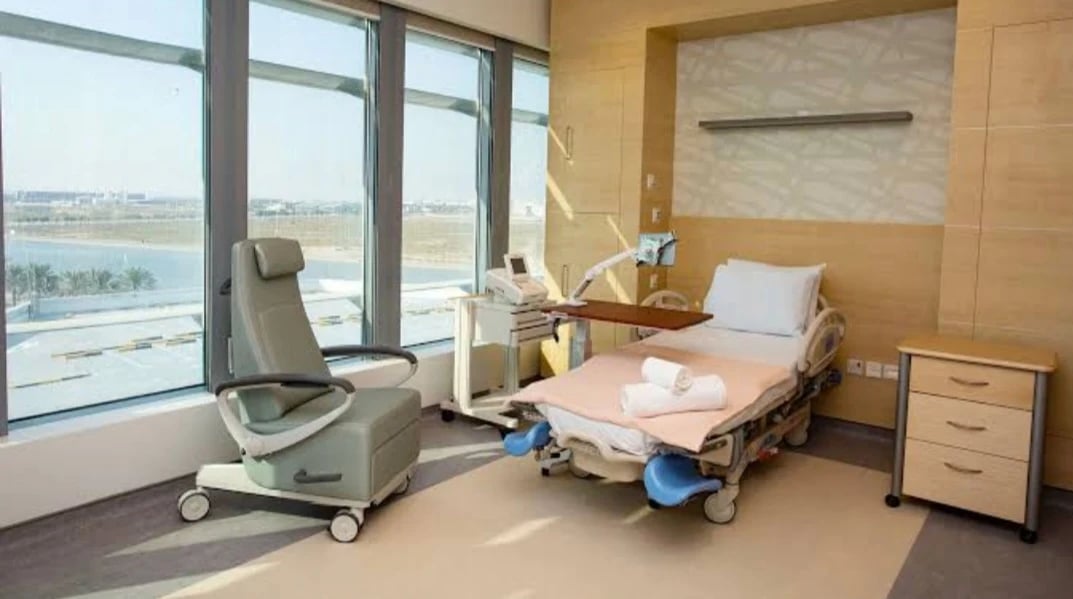 Emirates Hospital Jumeirah - Image 4