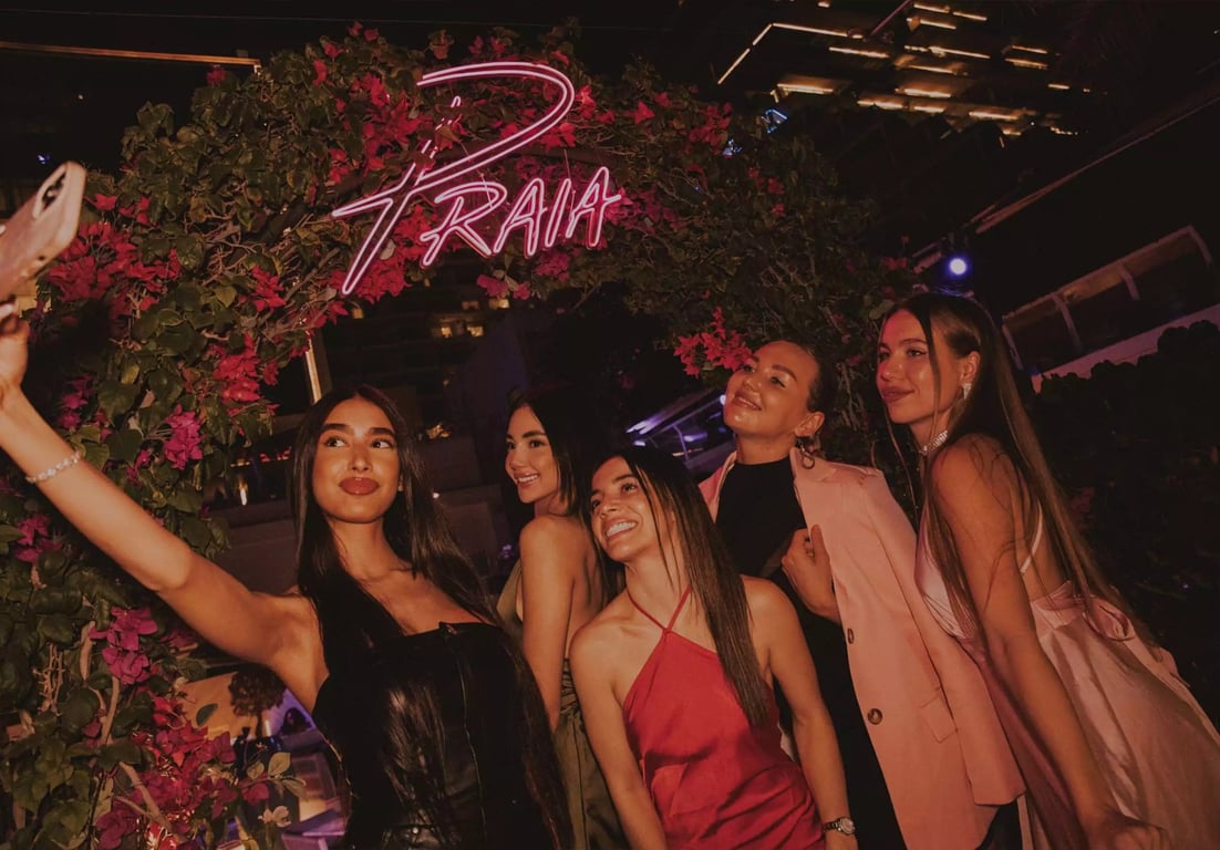 Beach by FIVE - Image 4