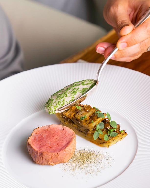 La Dame de Pic Dubai - Image 4