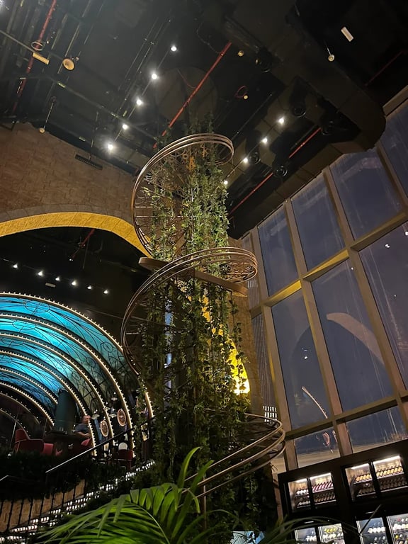 Amelia Lounge - Image 2