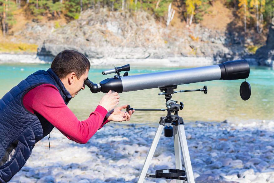 Role of electronic spectra in astronomy