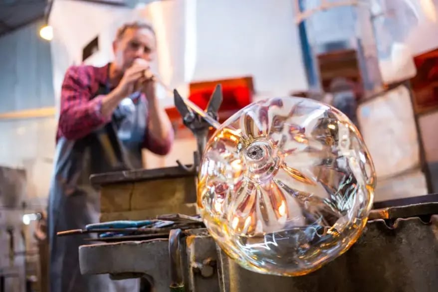 How glass is made lime
