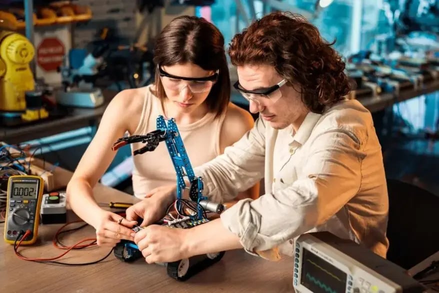 WOMEN IN STEM1