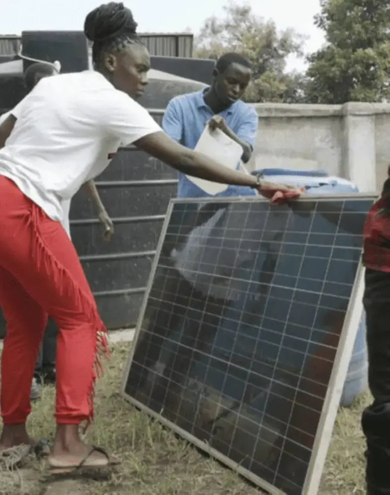Training rural youth to become artisans and skilled professionals. Image © Siemens Stiftung