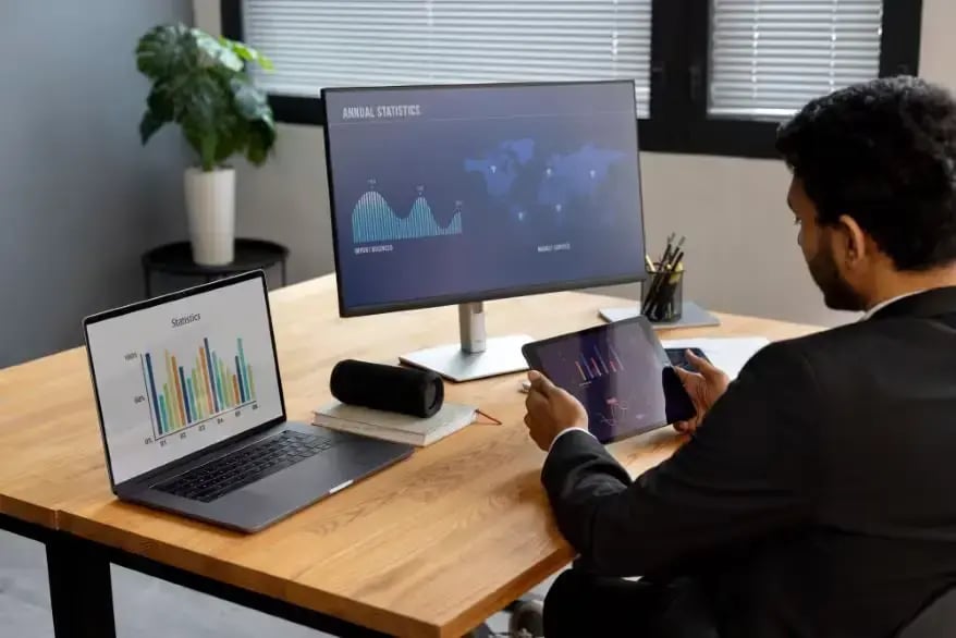 Data Analysis and Arithmetics