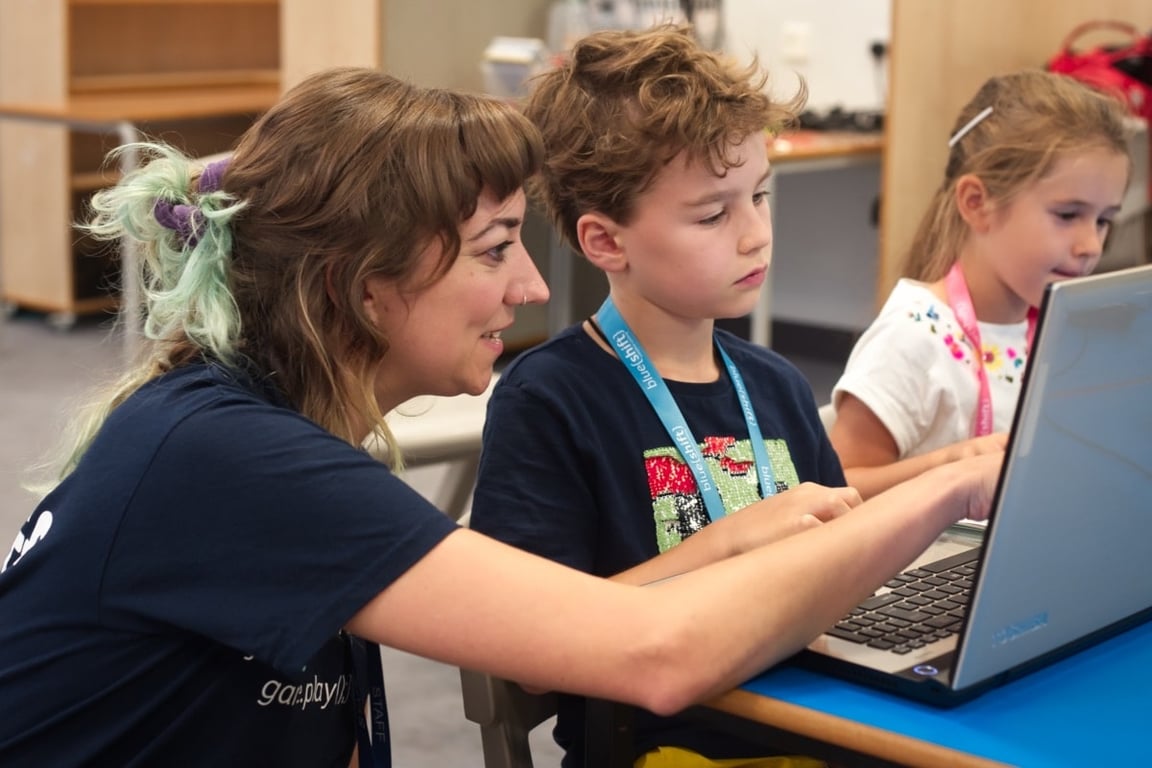 blue{shift} education