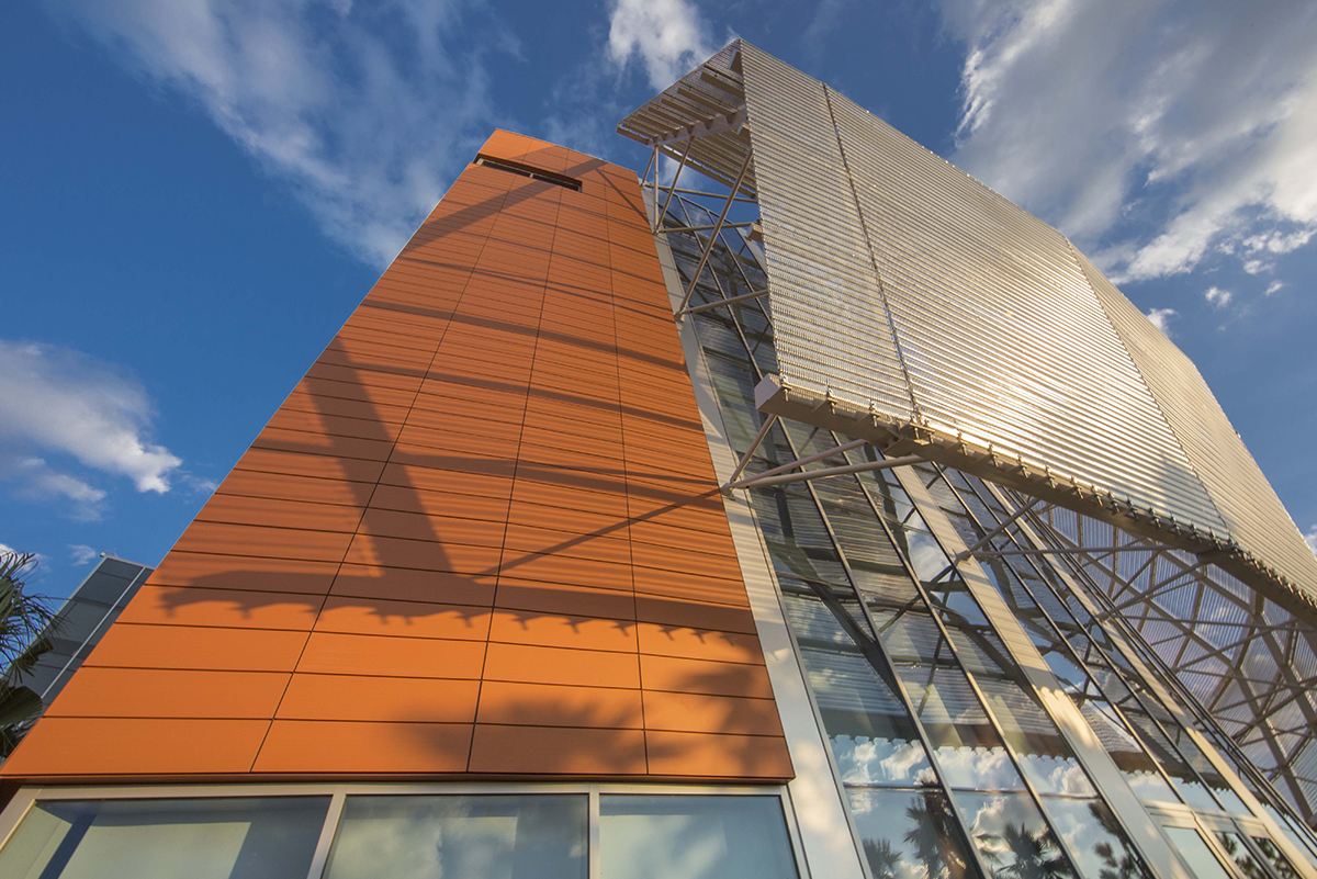 Fassade Sonnenschutz / sun screen mesh