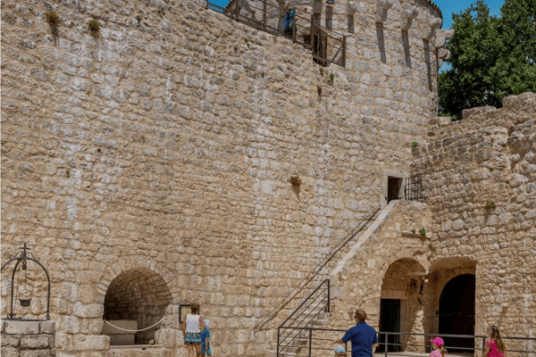 Kamplin Square & Frankopan Castle