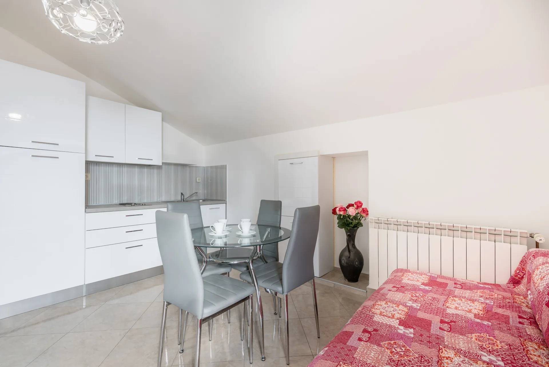 Apartment 4 - View 2