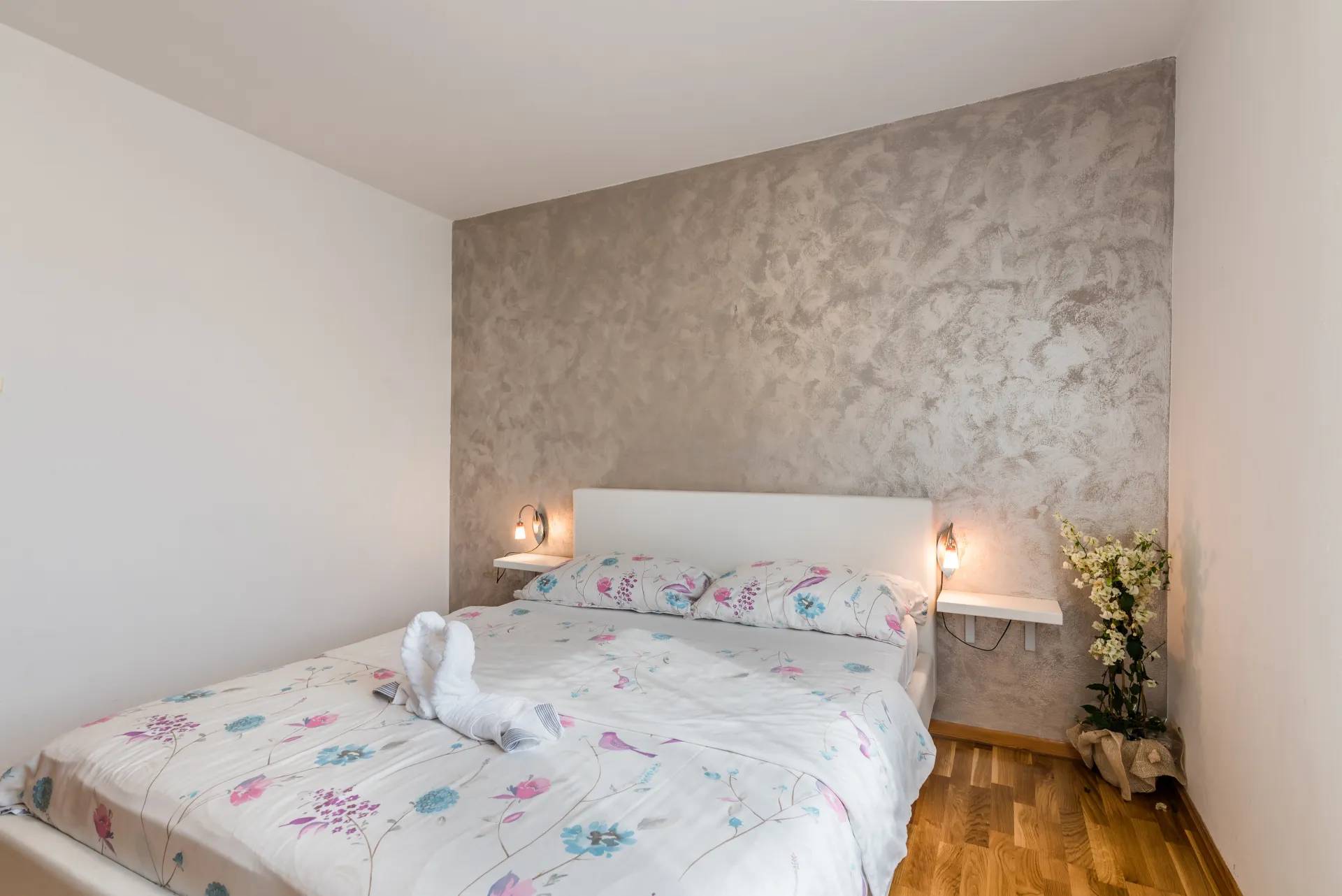 Apartment 3 - View 9