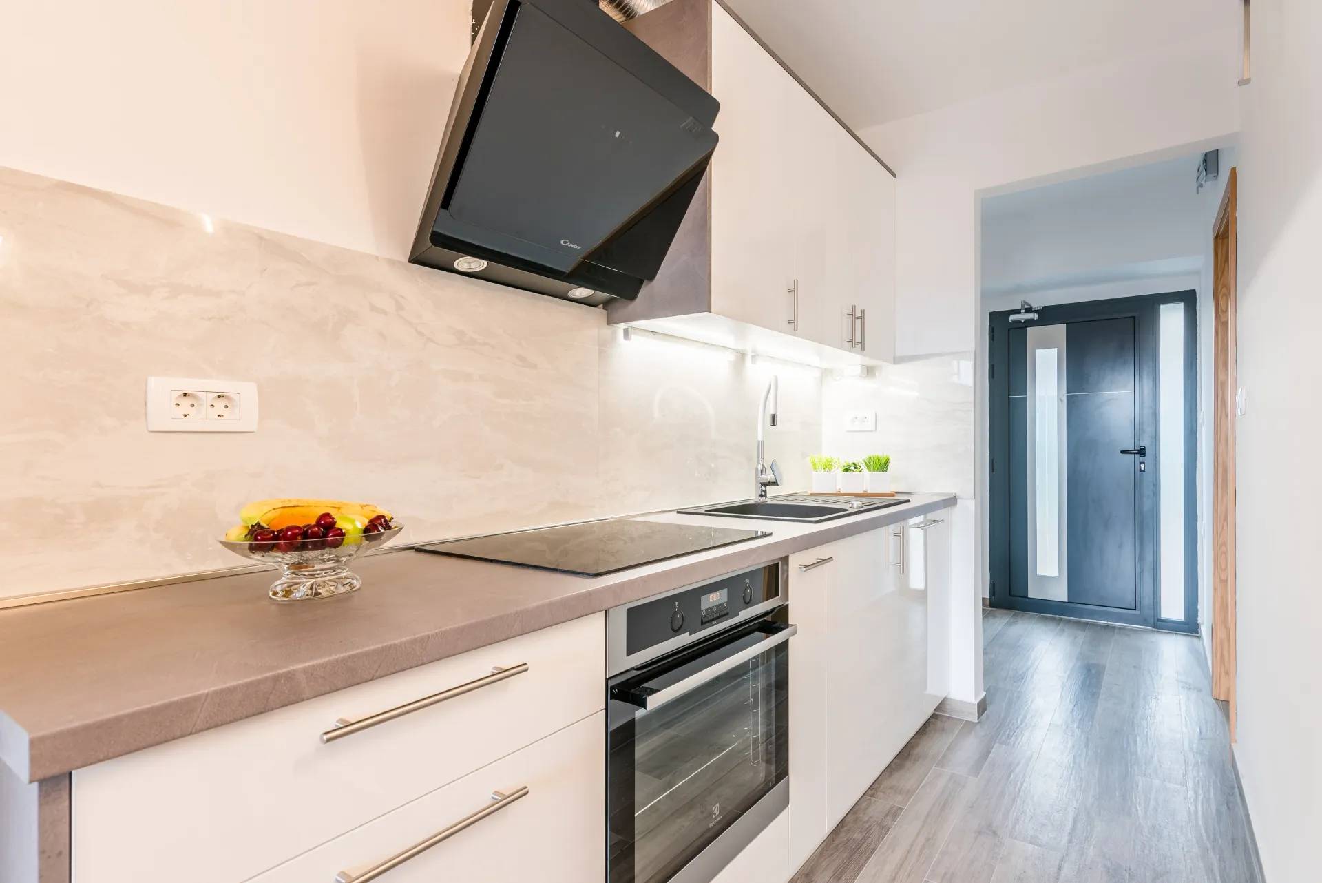 Apartment 3 - View 4