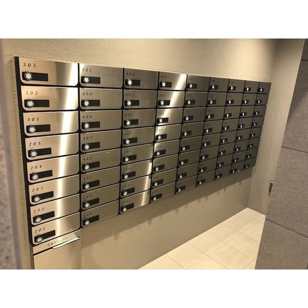 プレサンスロジェ丸の内テラスの写真