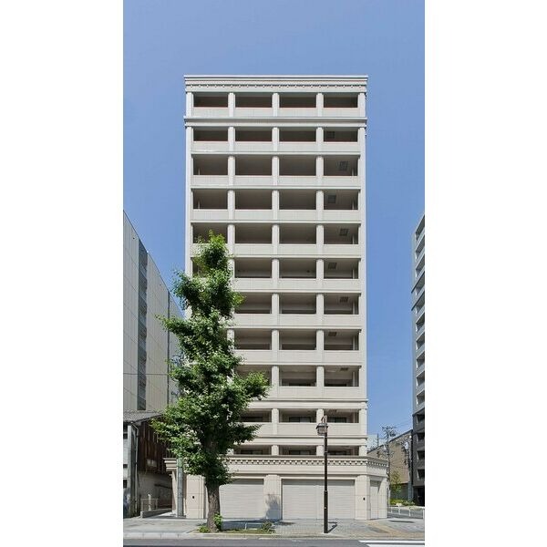 LIBERTA CARINOの写真