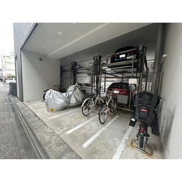 BELISTA御器所の写真