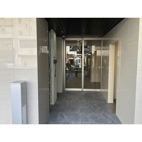 NISSYO BUILDINGの写真