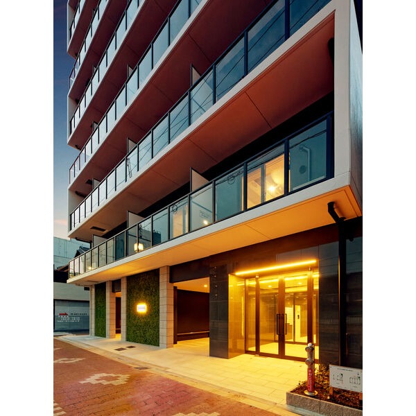 lives residence 太閤通の写真