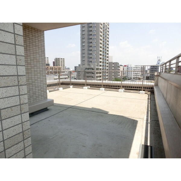 B 4LDKの室内写真 9