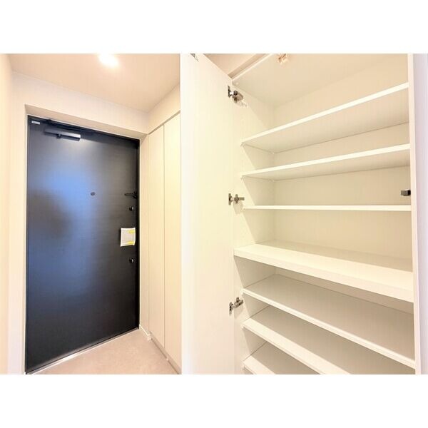 A1 2LDKの室内写真 8
