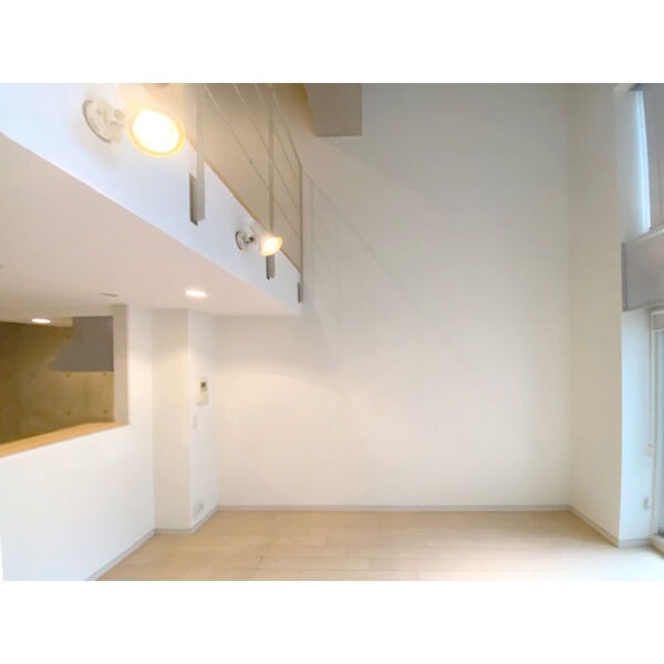 J 1LDK+Sの室内写真 3