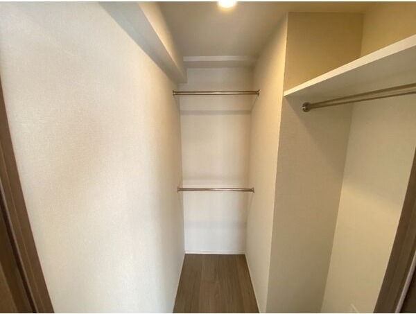 B 2LDKの室内写真 7