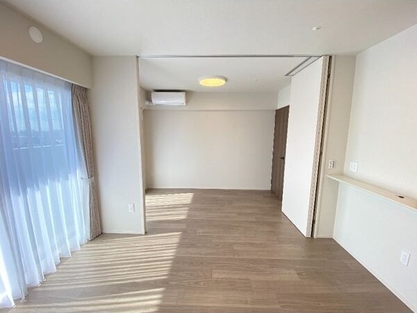 B 2LDKの室内写真 5