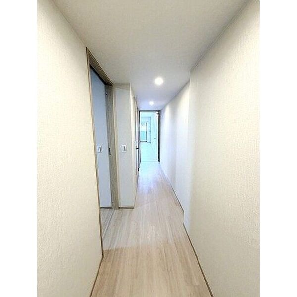C 1LDK+Sの室内写真 9