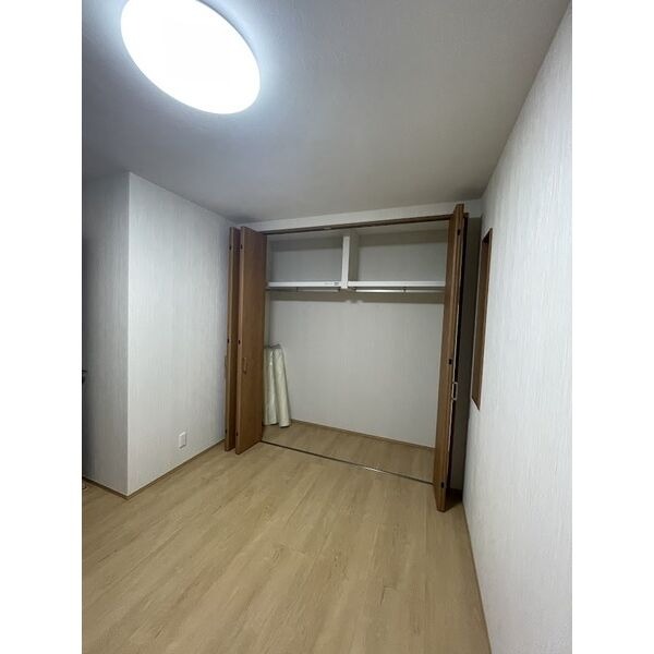 A 3LDKの室内写真 7