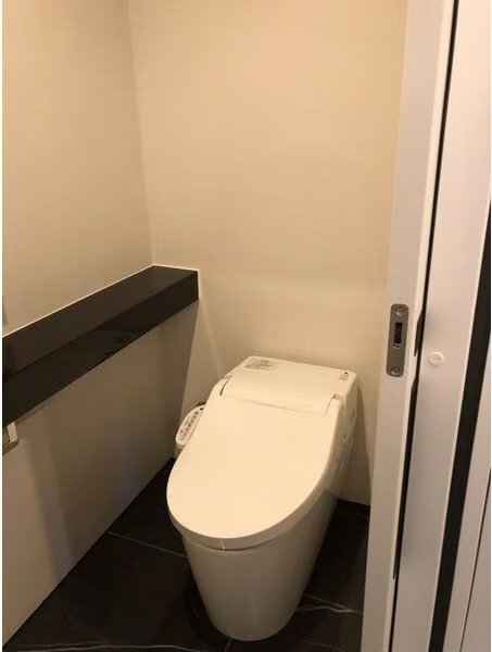 B 2LDKの室内写真 8