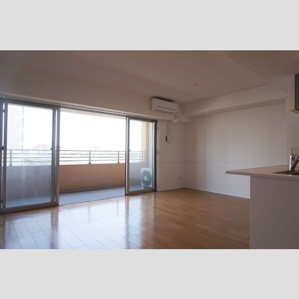 1027 2LDKの室内写真 4