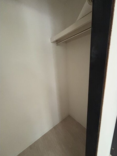 B 1LDKの室内写真 8